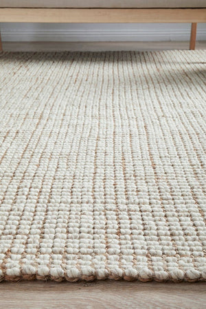Scandi natural rug — side angle close-up of 20mm wool and jute pile