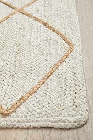 Byron 222 White Runner rug — full length product shot
