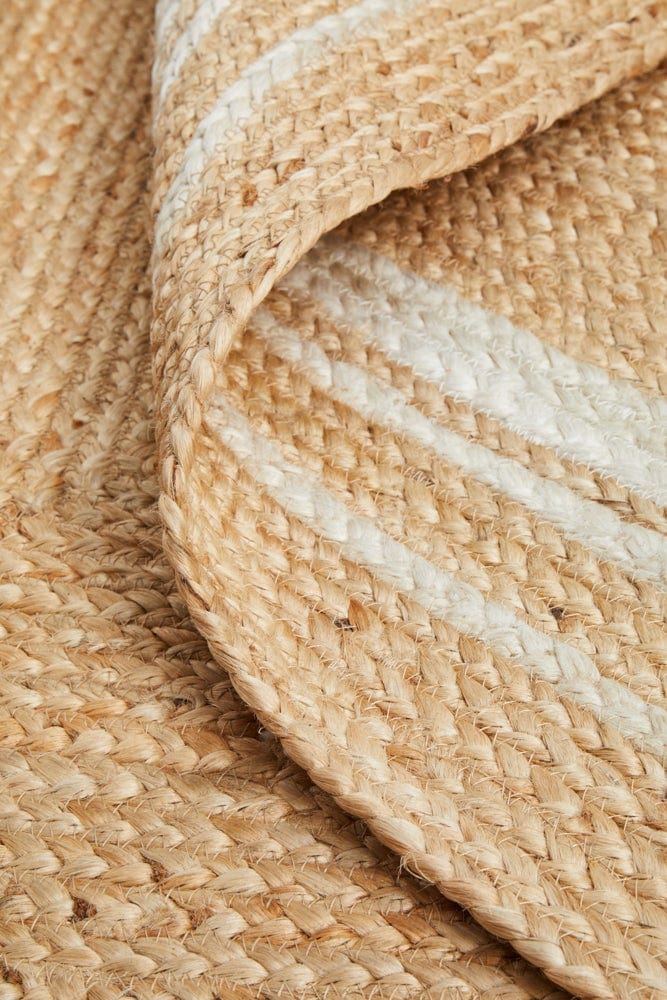 Byron 111 Natural jute rug — eco-friendly hand-braided construction detail
