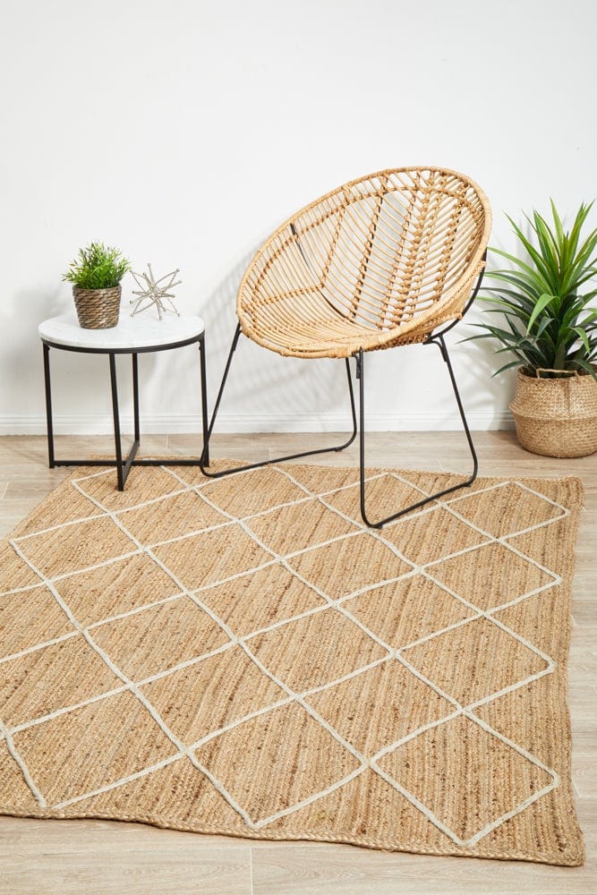 Byron 222 Natural jute rug — close-up of hand-braided weave detail