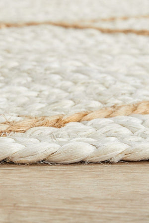 Byron 222 White Runner jute rug — detail shot of white braided pattern