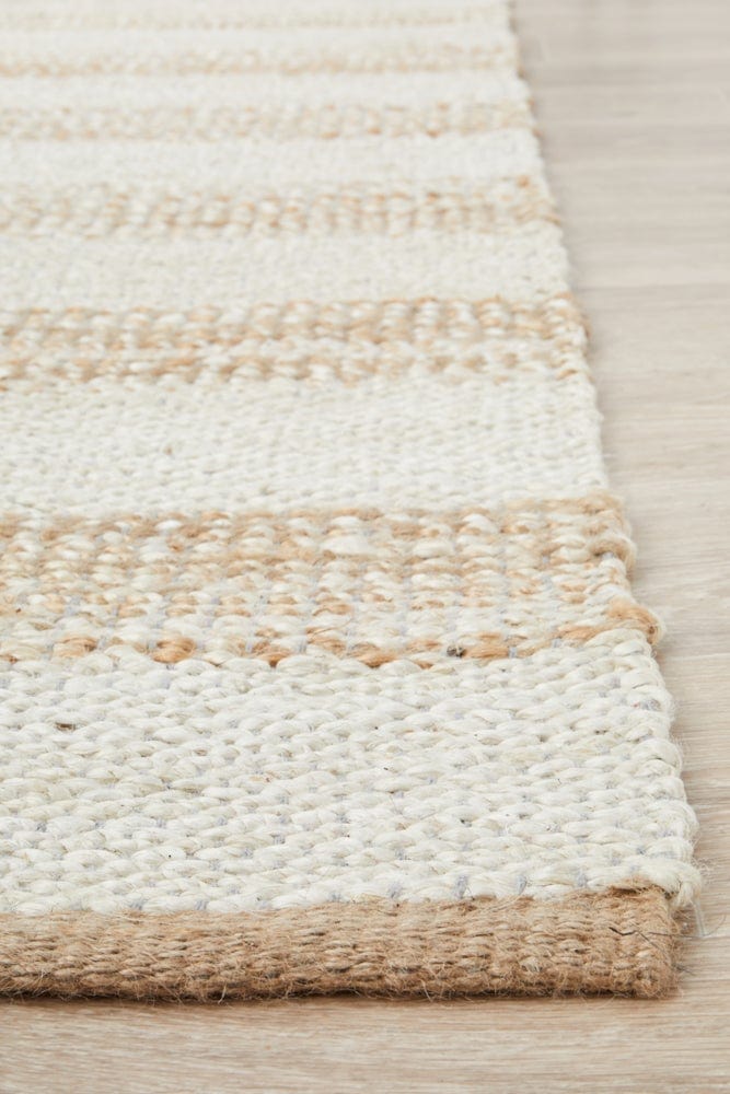 Byron 555 Natural White rug — full product shot showing natural and white two-tone colourway