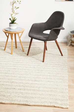 Navia 320 Grey flatweave rug — close-up of hand-knotted wool weave detail