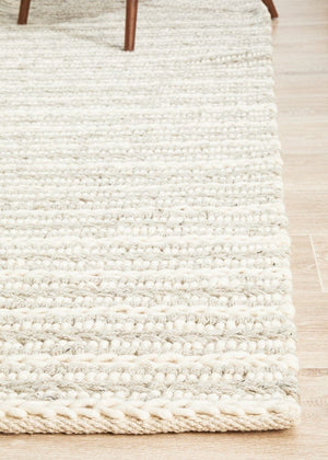 Navia 320 Grey rug — full product shot showing soft grey colourway